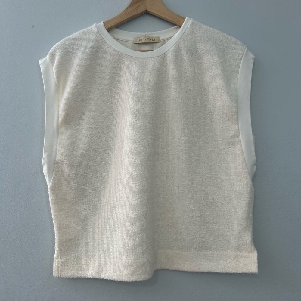Loftystyle sleeveless Cream Top L